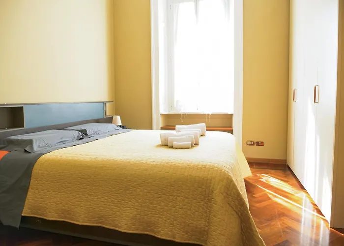 Wonderful Downtown Apartment-Hd Netflix, King-Size Bed, Two Minutes\' Walk From Metro